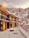 hotel_img